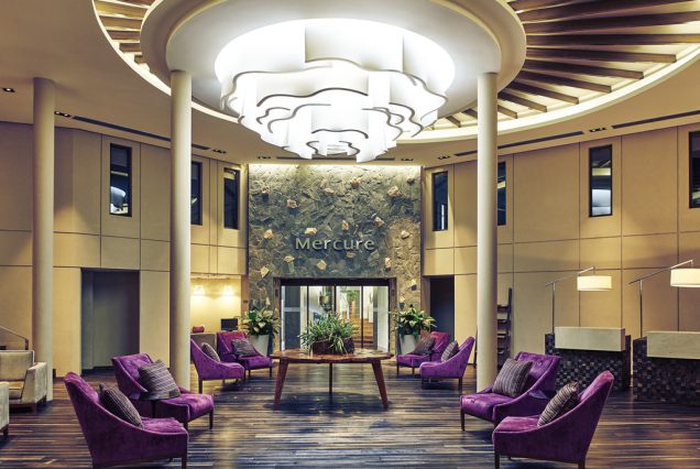 iru_mercure_hall